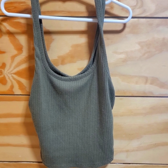 Tillys tank top - Picture 2 of 3